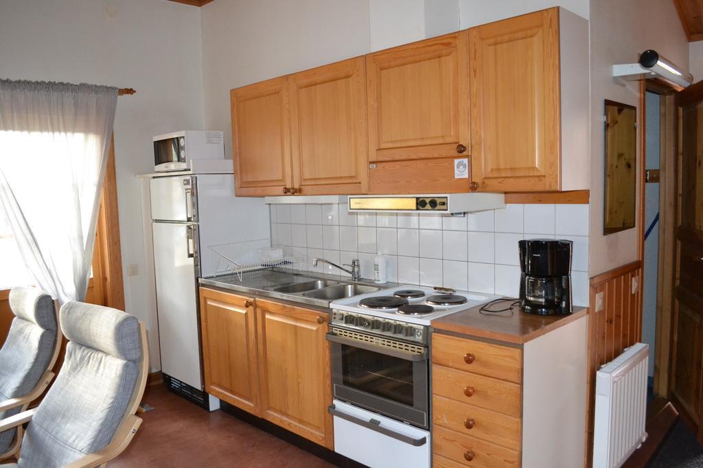 First Camp Enabadet - Raettvik Hotel Kültér fotó